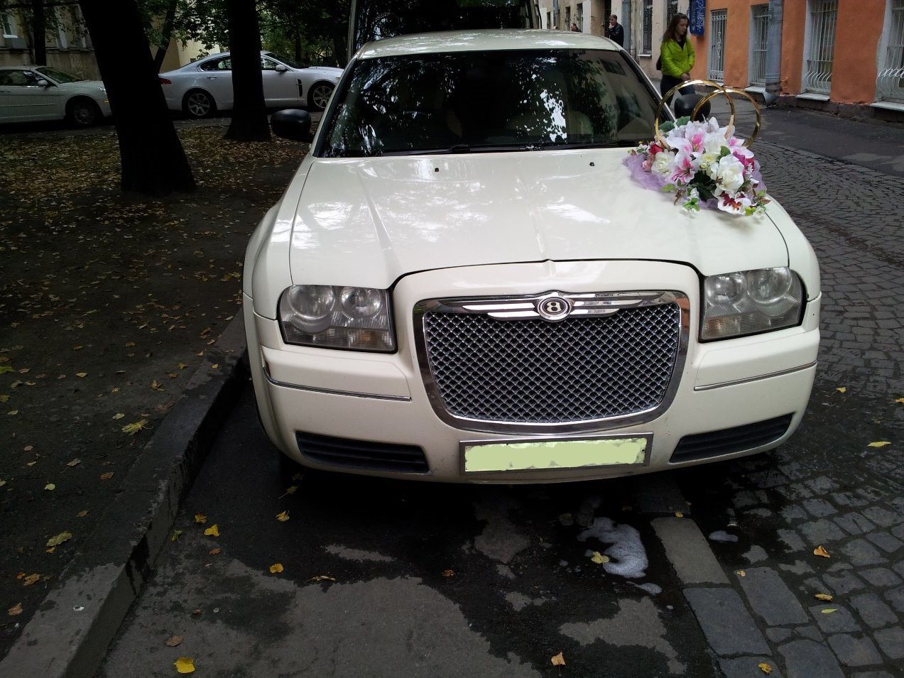 Аренда авто Chrysler C300 в СПб | Лимузины в Санкт-Петербурге